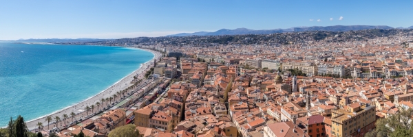 France, Alpes-Maritimes (06), Nice, la Baie des Anges, la Promenade des Anglais et le quartier du vieux-Nice depuis la Colline du Château // France, Alpes-Maritimes, Nice, the Baie des Anges, the Promenade des Anglais and the district of old-Nice from the Colline du Château